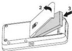 BLAUPUNKT BT Drive Free 114 - Einsetzen des Akkus - 2
