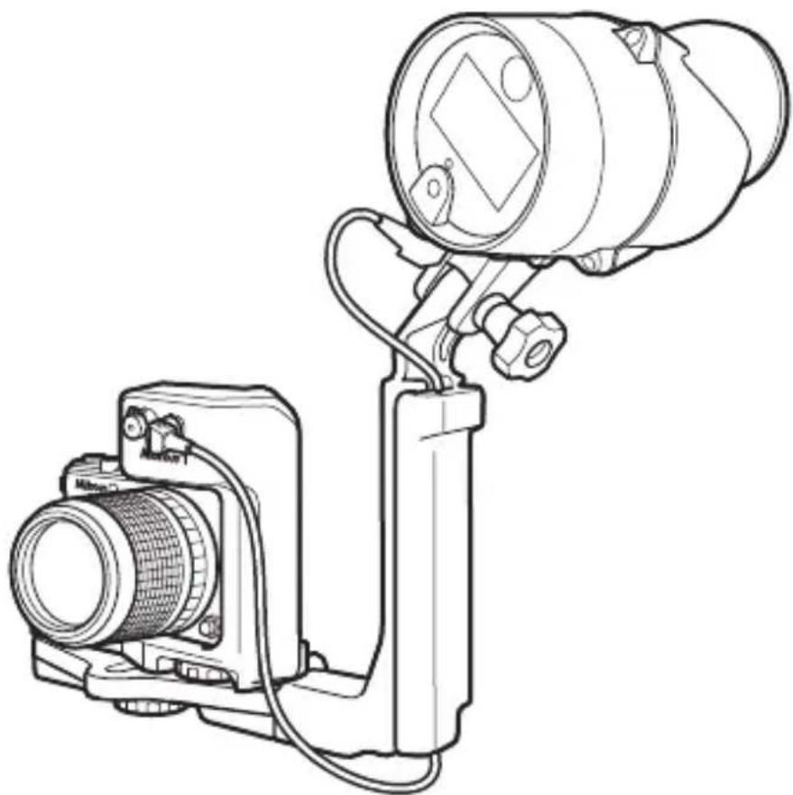 NIKON SBN10 - Connect the cable to the adapter. - 2