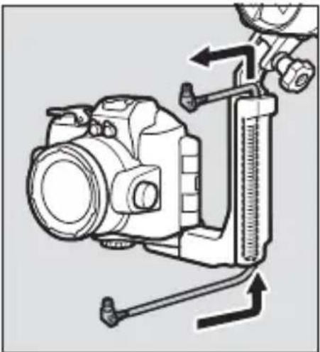 NIKON SBN10 - Faites passer le câble dans la poignée. - 1