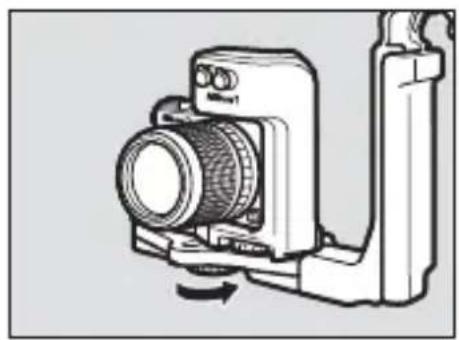 NIKON SBN10 - 将照相机/适配器组合体置于托架上。 - 2