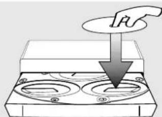 PHILIPS FWC355 - Chargement des disques - 1