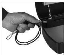 Sentry Compact Security Safe P008E - Installation du cable d'ancrage - 1