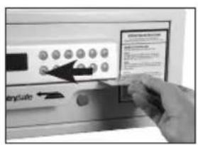 Sentry HL100ES - To lock the door - 4