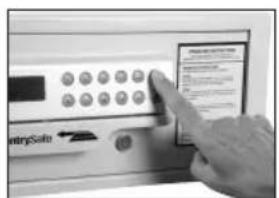Sentry HL100ES - To lock the door - 4