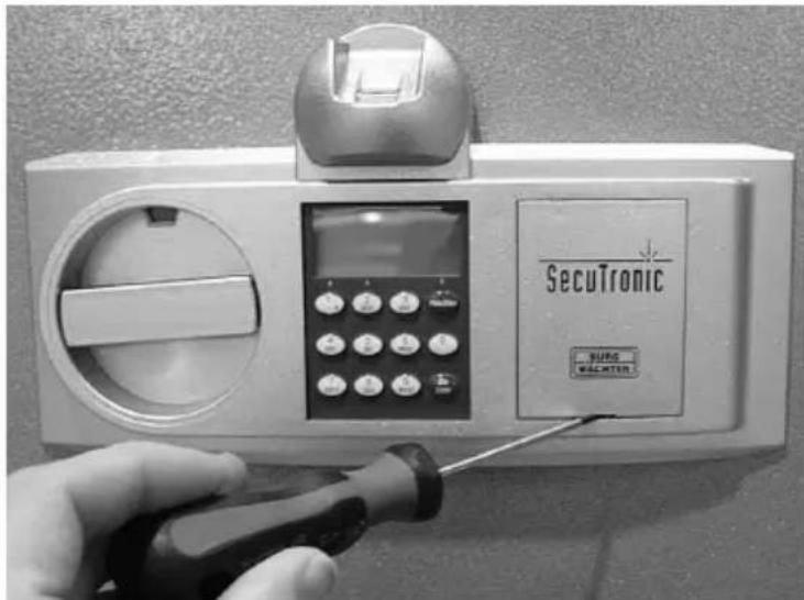 Burg Wächter TRSE 6000 - Batteriewechsel/Replacement of batteries/Changer la batterie/Batterijwissel - 1