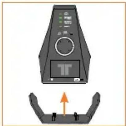 TRITTON Warhead 7.1 - HEADSET STAND INSERTION - 1