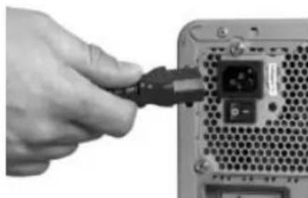 TARGA Ultra AN64III 5000 - Voeding en monitor aansluiten - 1