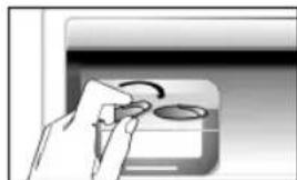 BAUKNECHT GTE 220 - HOW TO TAKE ICE CUBES - 1