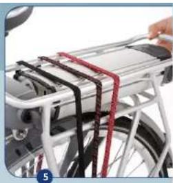 Gazelle Innergy - Het plaatsen en verwijderen van de accu Het plaatsen: - 1