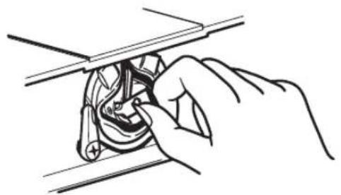 TOYOTA FSM325 (Dfl) - Enfilage de la canette - 3