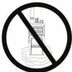 MOTOROLA XT420 - Als de portofoon wordt ondergedompeld in water... - 3