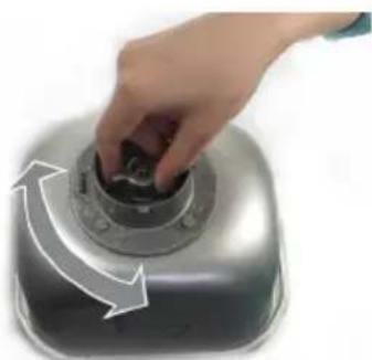 BEEM MultiBack Topclass 3in1 B7.001 - Knet-/Ruhrhaken entnehmen - 1