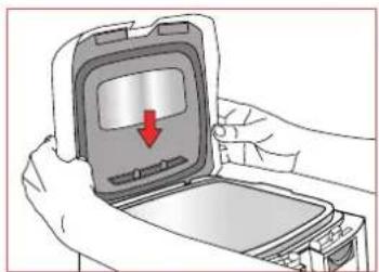 TEFAL Magiclean FR4001 - Setzen Sie den Frittierbehälter und den Deckelwieder ein - 2