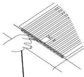 KITCHENAID 7300745A - Manually Lighting the Grill Burners - 2