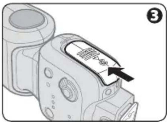 NIKON SB500 - ÉTAPE1 Insertion des piles/accumulateurs - 3