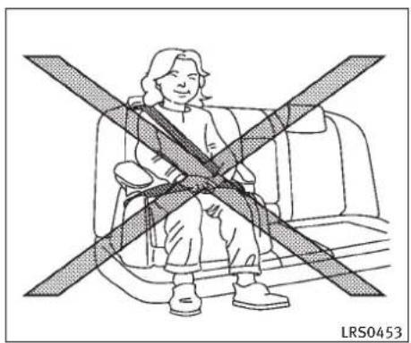 INFINITI FX50 (2011) - ATTENTION - 2