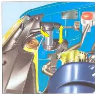 CITROEN ZX (1992) - Reservoir du lave-projecteurs - 1