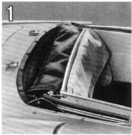 RENAULT R 1133 Caravelle (1966) - Contre-poignées - 1