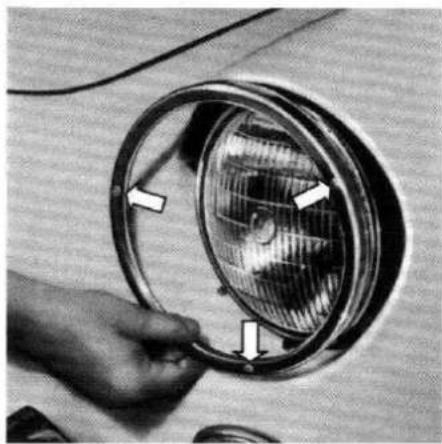 RENAULT R 1133 Caravelle (1966) - Remplacement d'une lampe - 3