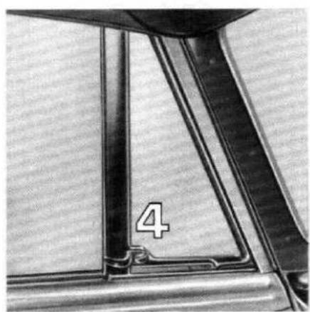 RENAULT R 1133 Caravelle (1966) - Conduite - 6