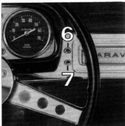 RENAULT R 1133 Caravelle (1966) - Direction à droite - 4