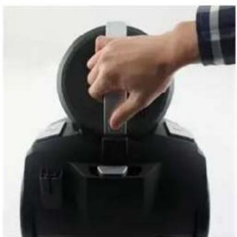 WAVES DC103710.8 - Nettoyer le bac à poussière : - 4