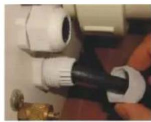 Hydro-Pro Inverter 13 - Water invoer &amp; uitvoer verbinding - 1