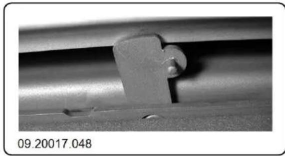 DOVRE 2180CBS - Desmontaje del sistema de guías - 1