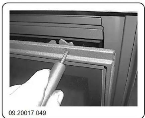 DOVRE 2180CBS - Abmontieren des Führungssystems - 2