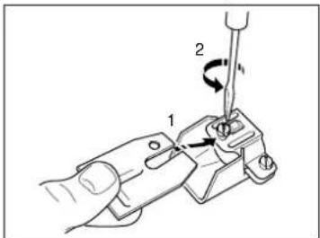 BLACK & DECKER KX1682 - MONTERING AV SKRAPA - 1