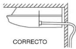 HAIER AC48FS1ERA - Instalación del tubo de desaguè del agua de condensación - 1
