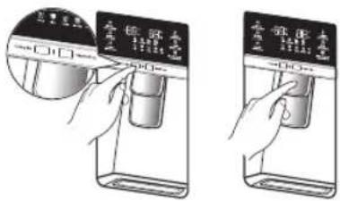 SAMSUNG RH77H90507F - Utilisation simultanée du distributeur de glace et d'eau - 5