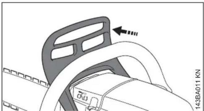 STIHL MS 211 - Sägekette blockieren - 1