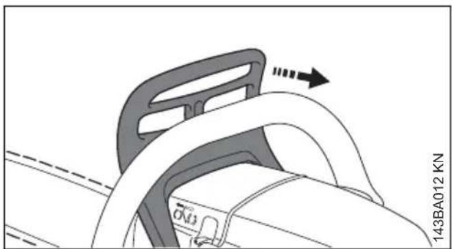 STIHL MS 211 - Desserrage du frein de chaîne - 1