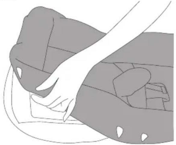 Silver Cross Freeway - Detaching the body from the chassis - 2