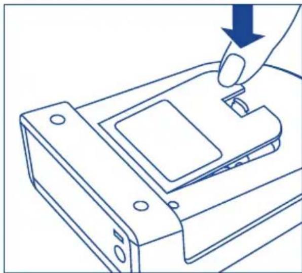Tensoval Duo Control - Inserimento /chio delle batterie - 3