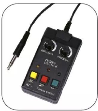 Antari HZ350 - Battery change on the transmitter - 1