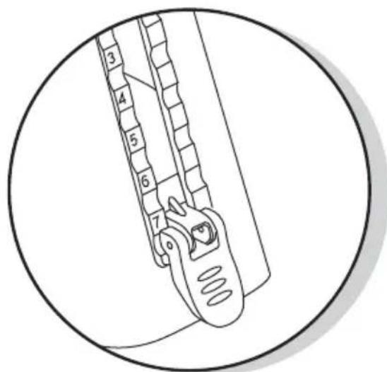 Topeak BabySeat II - Adjusting Height of Footrests - 3