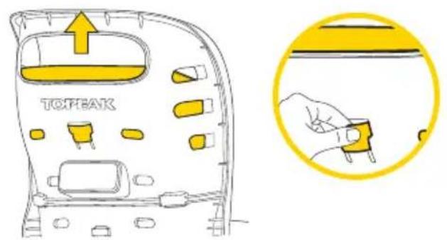 Topeak BabySeat II - Sacar la almohadilla de la silla - 4