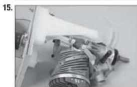Hangar 9 Carbon Cub 15cc ARF - MONTAGE DES GASMOTORS - 18