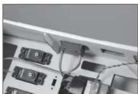 Hangar 9 Ultra Stick 30cc - □ RADIO INSTALLATION - 3