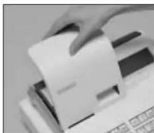 CASIO SEC2000 - Mettre en place les deux piles de sauvegarde - 7