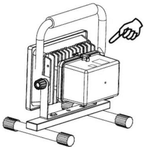 BRENNENSTUHL ML CA 130 IP54 - SUSTITUCION DE LA BATERIA: - 2
