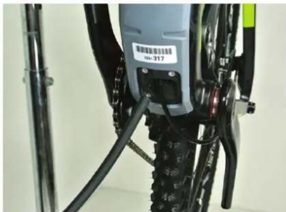 BMC Trailfox TF01 - KABELLOOP / KABELLEIDINGEN VERVANGEN - 3