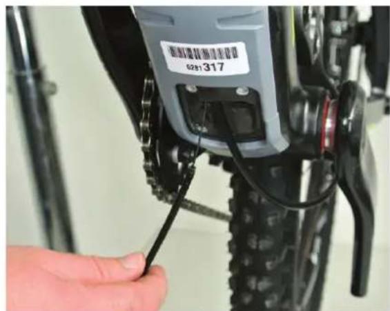 BMC Trailfox TF01 - CHEMINEMENT DES CÂBLES / REMPLACEMENT D’UNE GAIN DE CÂBLE - 2