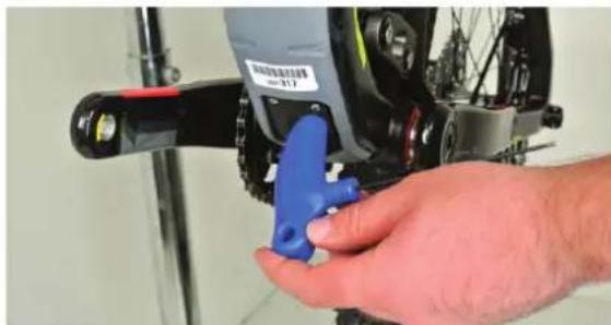 BMC Trailfox TF01 - CABLE ROUTING / REPLACING CABLE HOUSING - 7