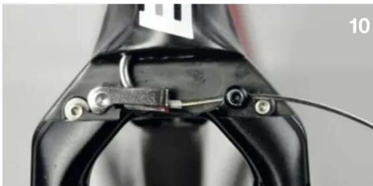 BMC Timemachine TM01 - Montaggio del tubo sul freno anteriore - 4