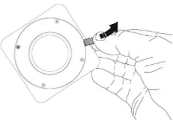 Wadia Intuition 01 - Entfernen des Batterieschutzes von der Fernbedienung - 1