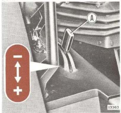 FIAT 8090 - Variospeed (manette de contrôle de la vitesse de réaction). - 2