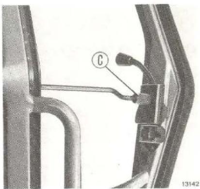 FIAT 8090 - LUNETTE ARRIERE - 1